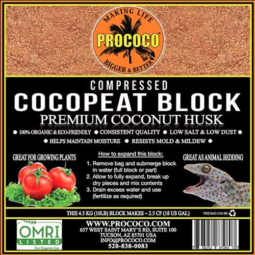 近距离平方的形象包装Prococo压缩Cocopeat块优质椰子壳。